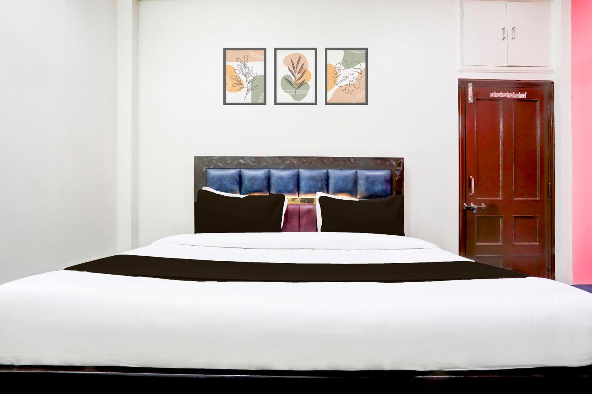 Hotel O The Baba Gest House Indore Exterior photo